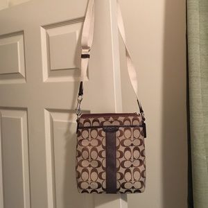 Authentic coach cross body