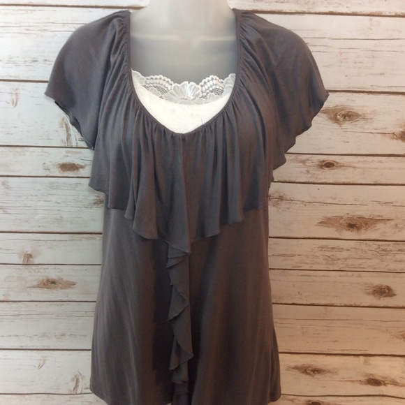 Pretty heather gray tunic.