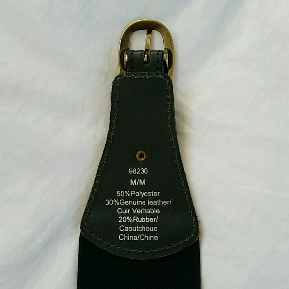 Francesca's Deep Forest Green Stretch Belt - Picture 2 of 4