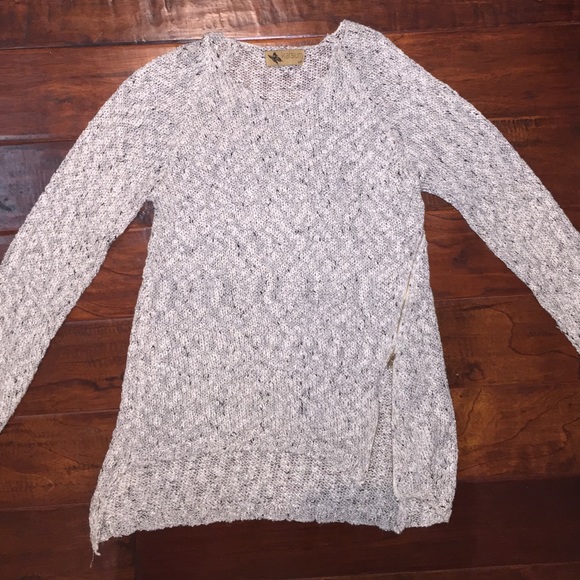 LF zipper sweater