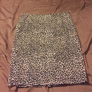 Chic Star leopard print pencil skirt