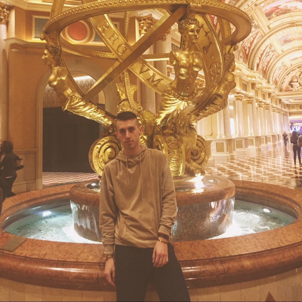 Meet your Posher, Michael