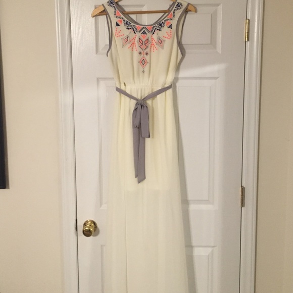 NWT Cream Maxi Dress with Tie Waist