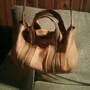 💞💝1 HR SALE TAN LEATHER KELSI DAGGER BAG💝💞