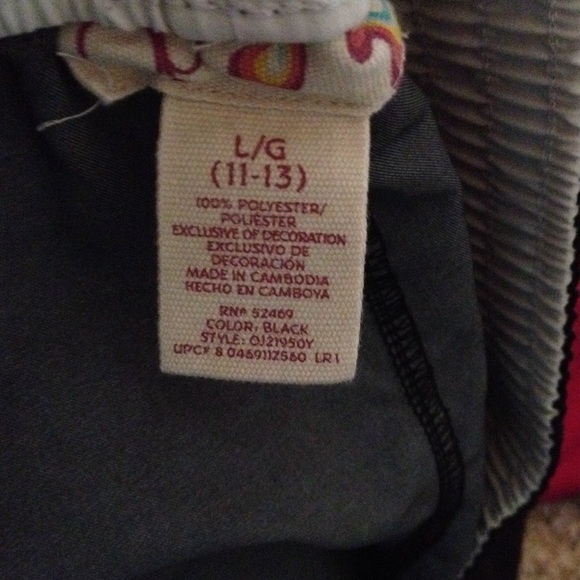 Sport shorts. - Picture 2 of 3