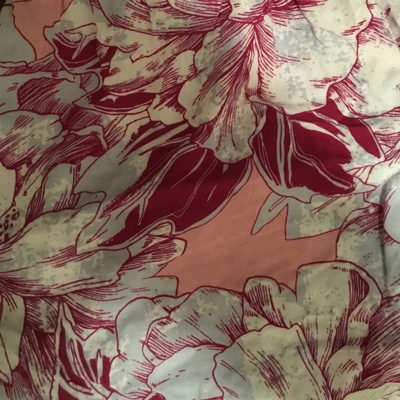 M floral shorts - Picture 3 of 3