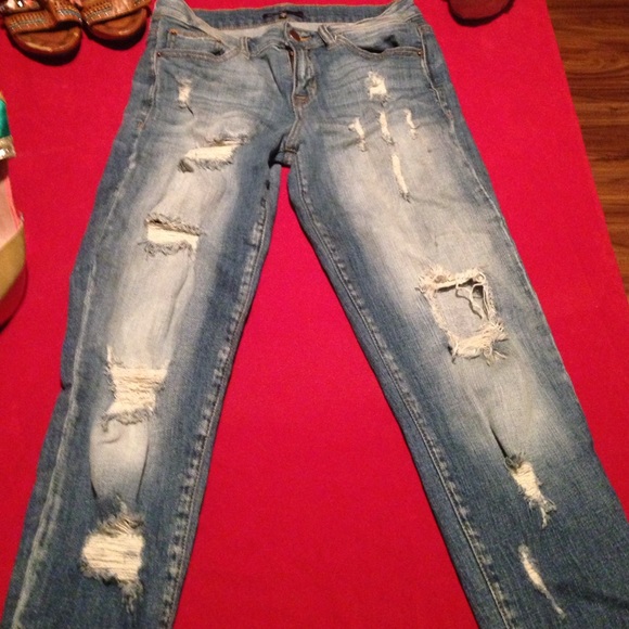 Distressed Capris