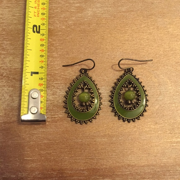 Green Earrings - Picture 2 of 2