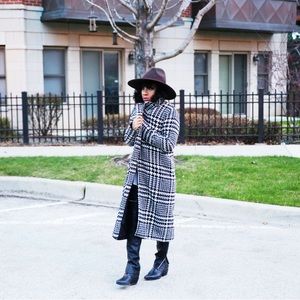 Houndstooth Duster Coat!