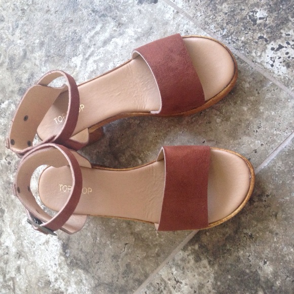 Top Shop Wooden Platform Sandal 👡👡 - Picture 2 of 3