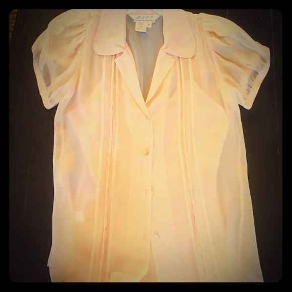 SALE ❤️ 100% Silk gorgeous Max studio blouse🌷