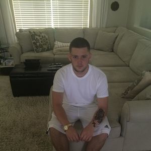 Meet your Posher, Logan