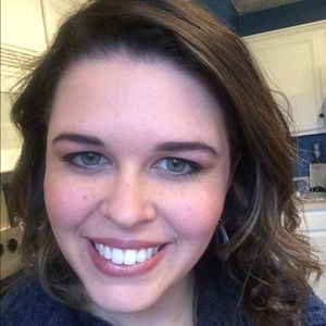 Meet your Posher, Elisha