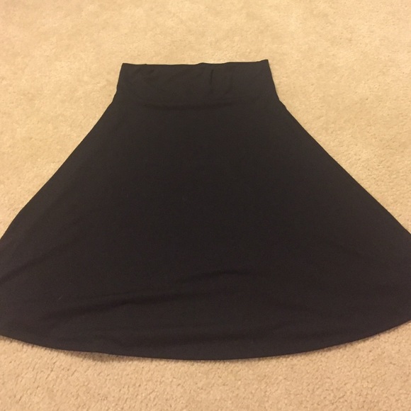 LuLaRoe Azure Skirt