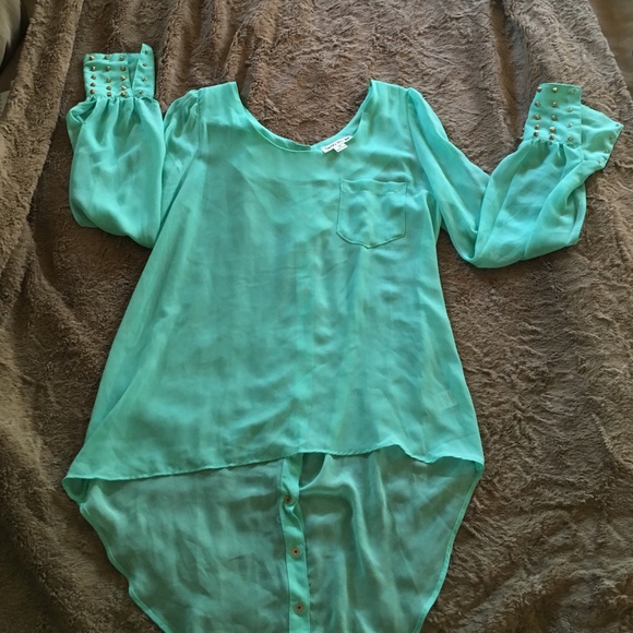 Top 👚 - Picture 3 of 4