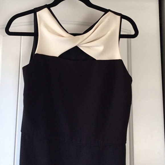 Banana Republic Monogram dress with cutout details