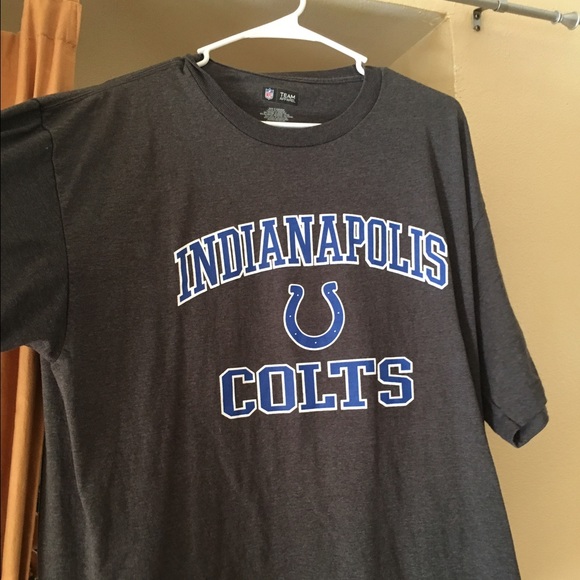 Men's Colts T shirt
