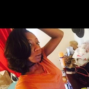 Meet your Posher, Folasade