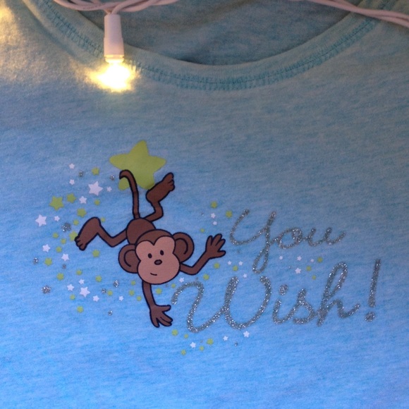 Fun pajama shirt! - Picture 2 of 4