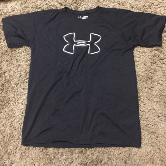 Black Under Armour Tee
