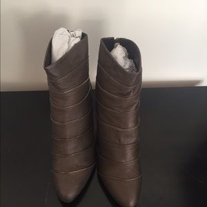 Bronze colored boot