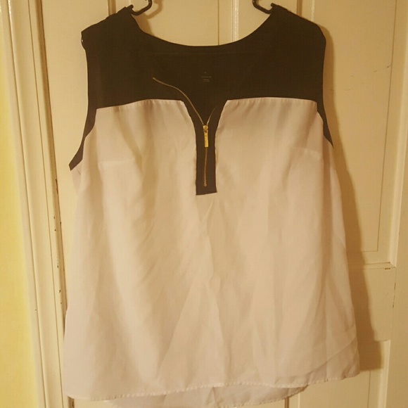 Lane Bryant Sleeveless shirt