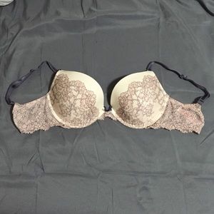 Dream Angels Push up bra by Victoria's Secret 32DD