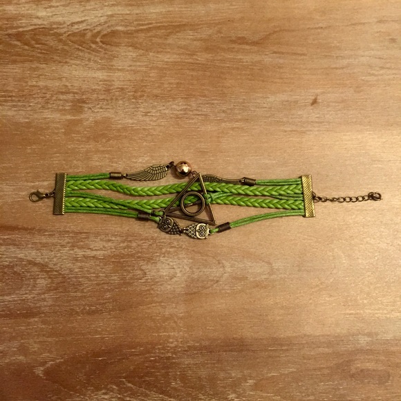 Green Harry Potter Bracelet - Picture 1 of 3