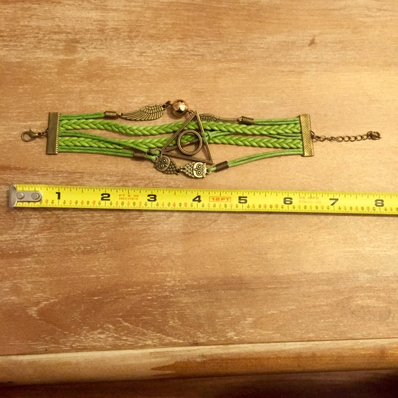 Green Harry Potter Bracelet - Picture 2 of 3