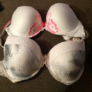 Victoria's Secret bra bundle size 34dd