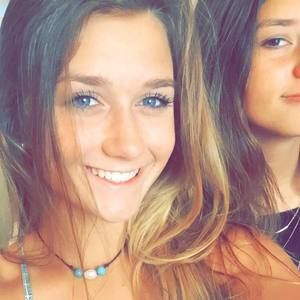 Meet your Posher, Mackenzie