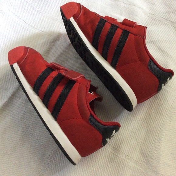 black adidas shoes for toddlers