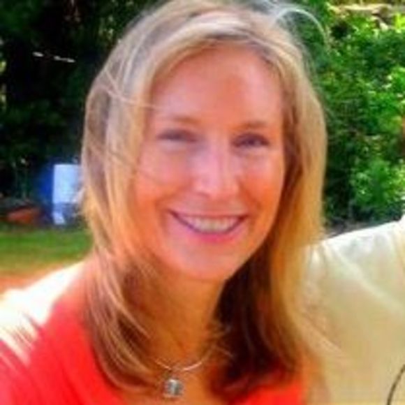 Meet your Posher, Janet - Picture 1 of 1