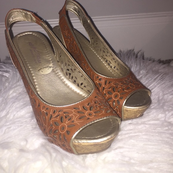 Wedges - Picture 2 of 2