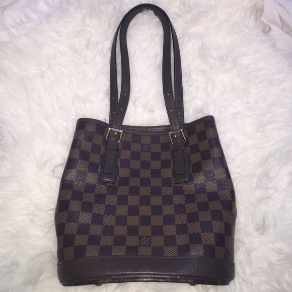 LOUIS VUITTON damier ebene marais bucket bag
