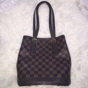 LOUIS VUITTON damier ebene marais bucket bag
