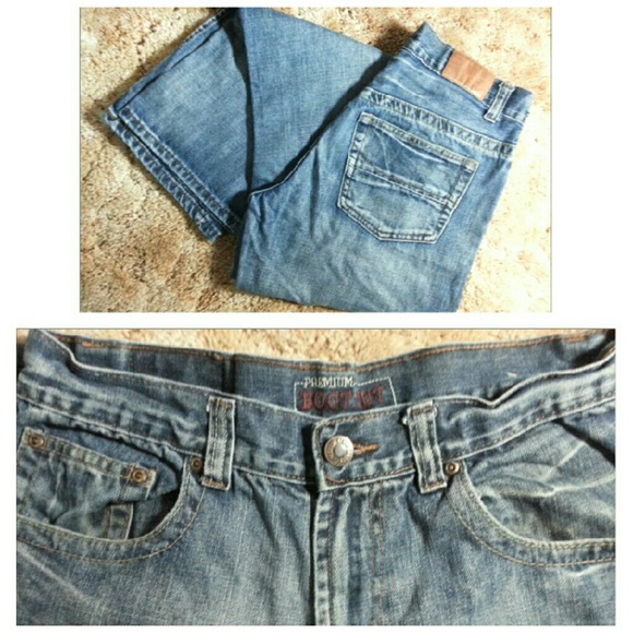 Mens Boot Cut Jeans 32 x 34