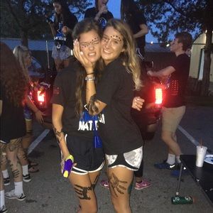 Meet your Posher, Laken