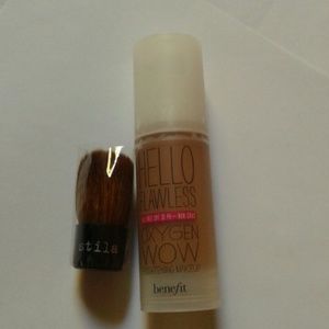 Benefit Hello Flawless Oxygen Wow Foundation