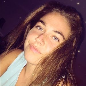 Meet your Posher, Natalie