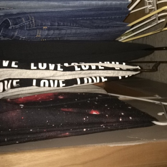 JEANS - Picture 2 of 2