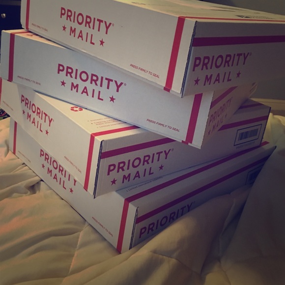 SHIPPING TOMORROW 👏🏽😘
