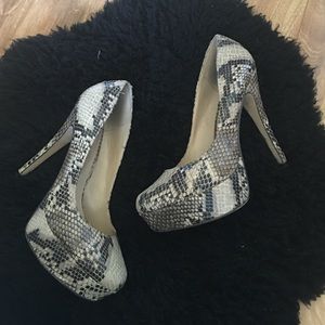 ALDO Snakeskin Leather Platform Pump