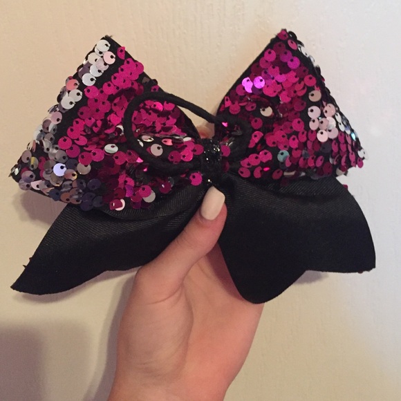 Pink and Silver sequined cheerleading bow 🎀 - Picture 2 of 2