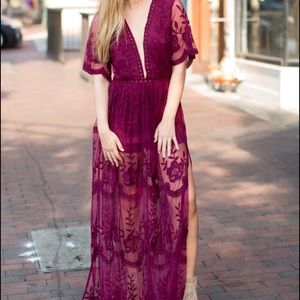 New with tags honey punch romper.