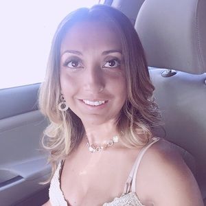 Meet your Posher, Caterina