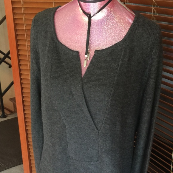 Classiques Sweater - Picture 2 of 4