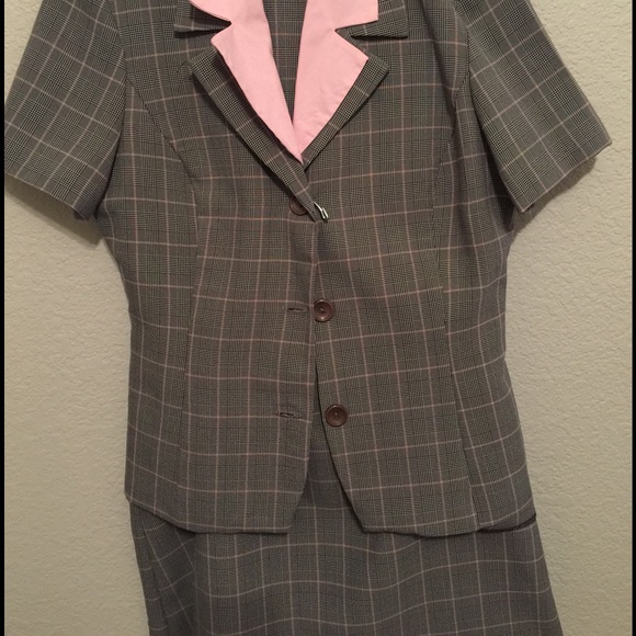 Junior skirt or interchange to a Capri suit