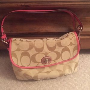Coach Signature Shoulder bag canvas/pink leather