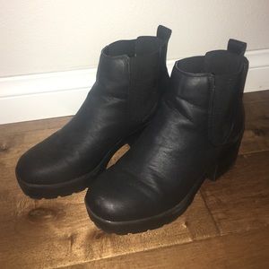 ASOS Chunky Chelsea Boots - Size 8
